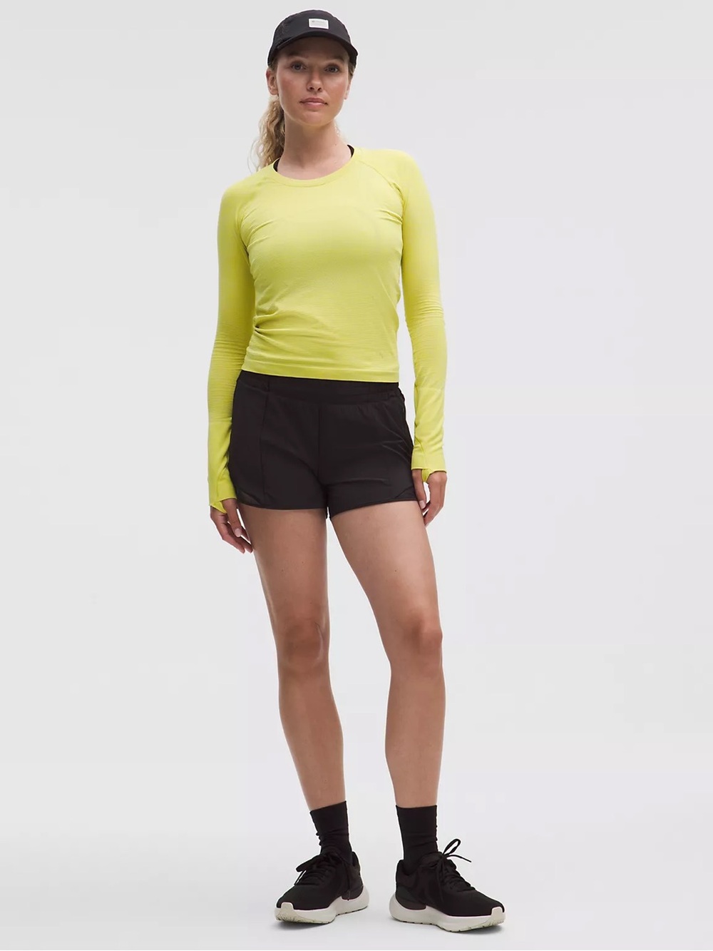 Lululemon Swiftly Tech Long-Sleeve Shirt 2.0
Waist Length